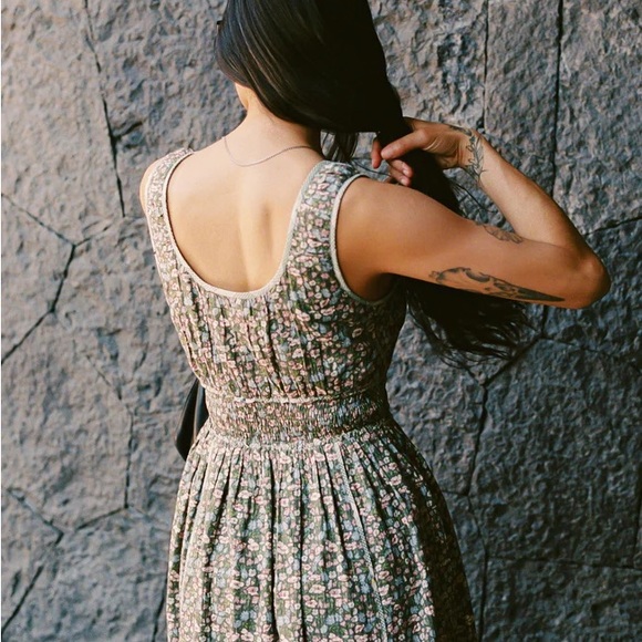 Christy Dawn Alessandra dress in Fern Flanders Poppy - Picture 4 of 13